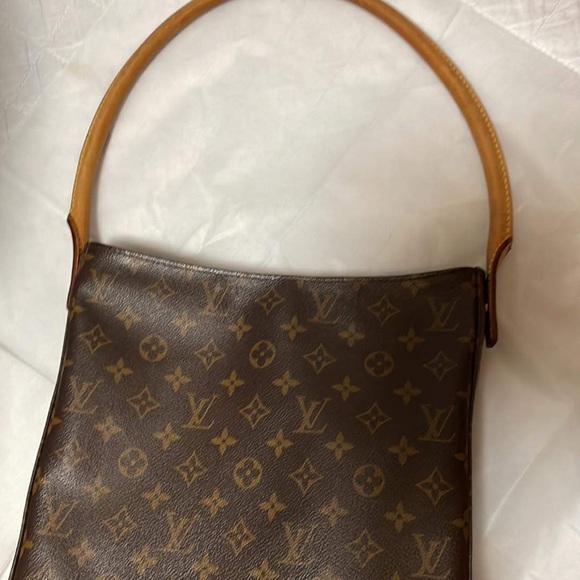 Louis Vuitton Looping MM size - Picture 4 of 6